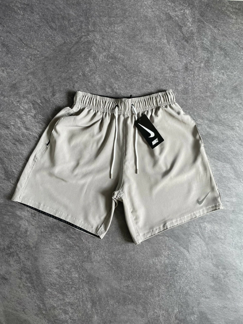 5 Shorts Dri-Fit NK Elastic - Compre 2 Leve 5 ⚡